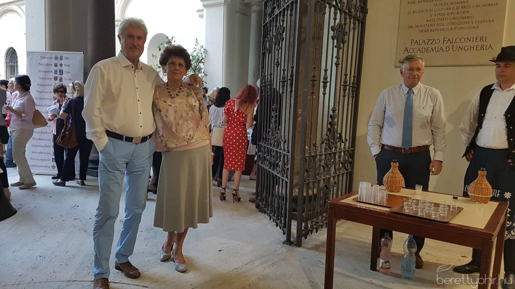 Rómában mutatkozhatott be városunk 12